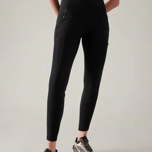 Athleta Headlands Hybrid Cargo pant